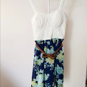 Super pretty Dress!